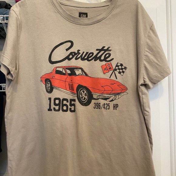 Graphic T-shirt - Picture 1 of 1